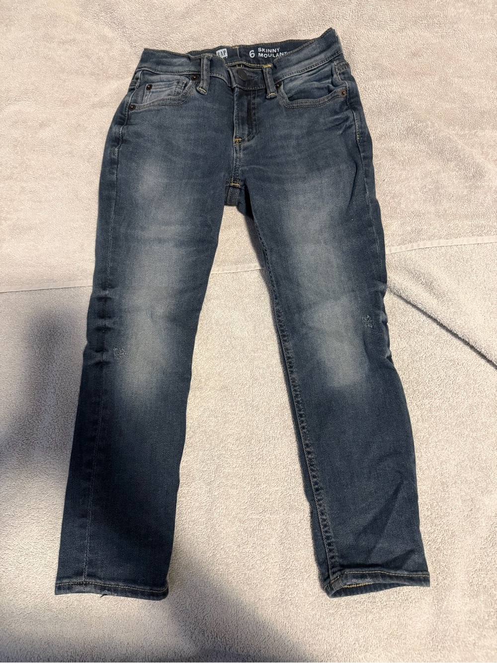 GAP Boys Skinny Jeans in Distressed Dark Blue